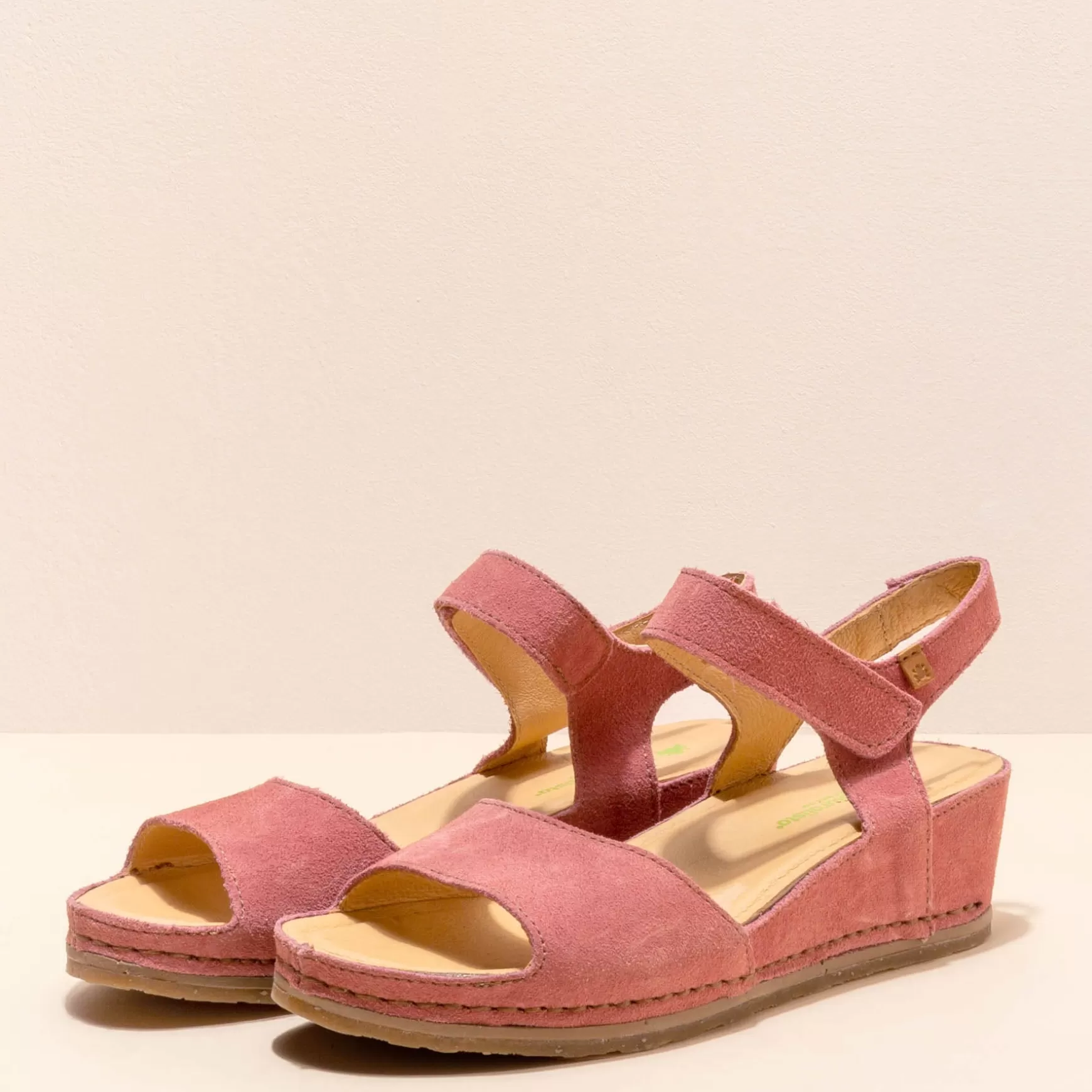 El Naturalista Kile Sandal<5851 Billed