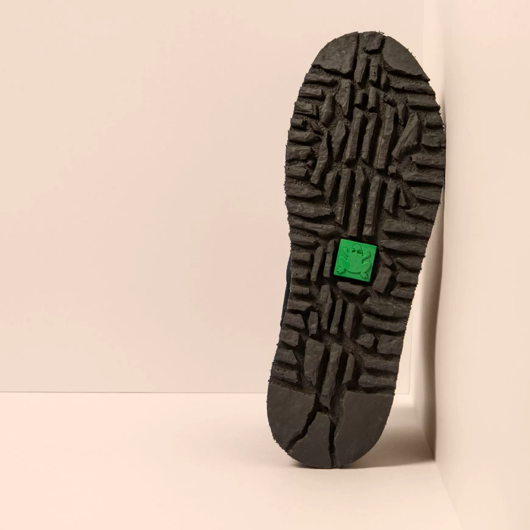 felsen_2-2.webp El Naturalista Ankelstøvler<5632 Felsen