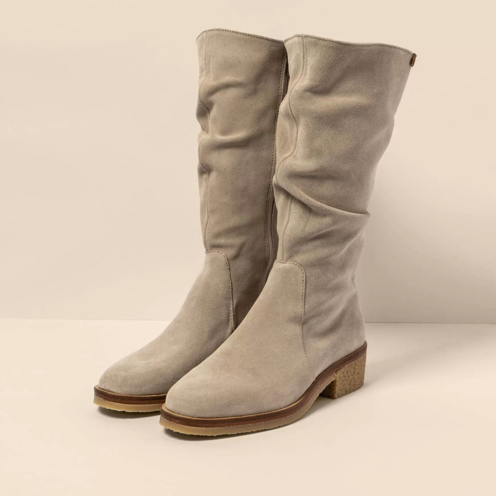 irati_26.webp El Naturalista Støvler Med Hæl<5942 Irati